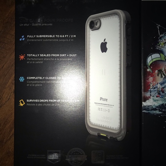 iPhone cases bundle - Picture 4 of 5